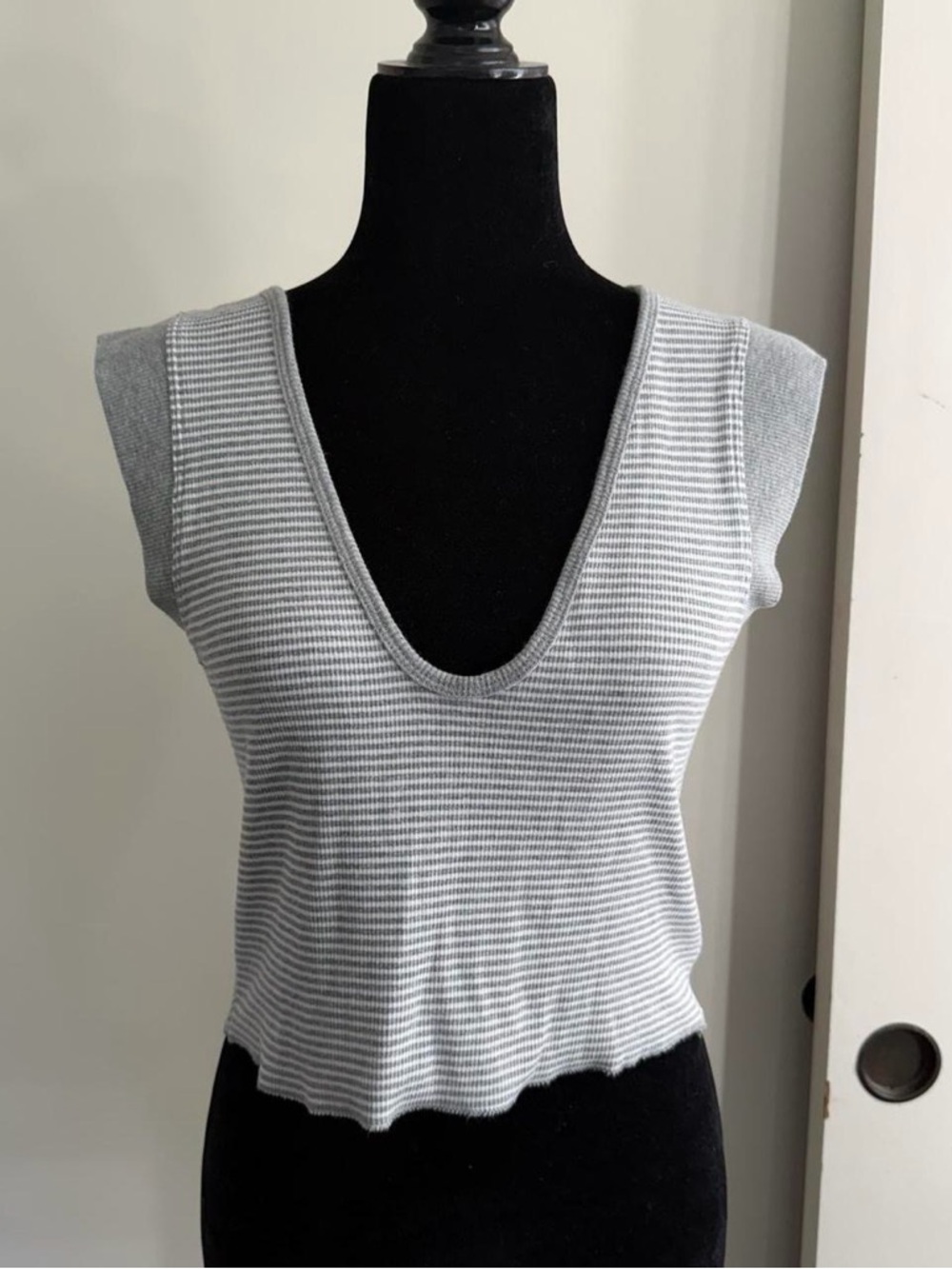 Free People Sleeveless Gray Ribbed V-Neck Knit Top